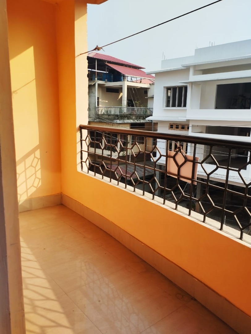 Unfurnished 3bhk in Chitralekha Path, Rukmini Gaon, Guwahati, Assam, India for Rent